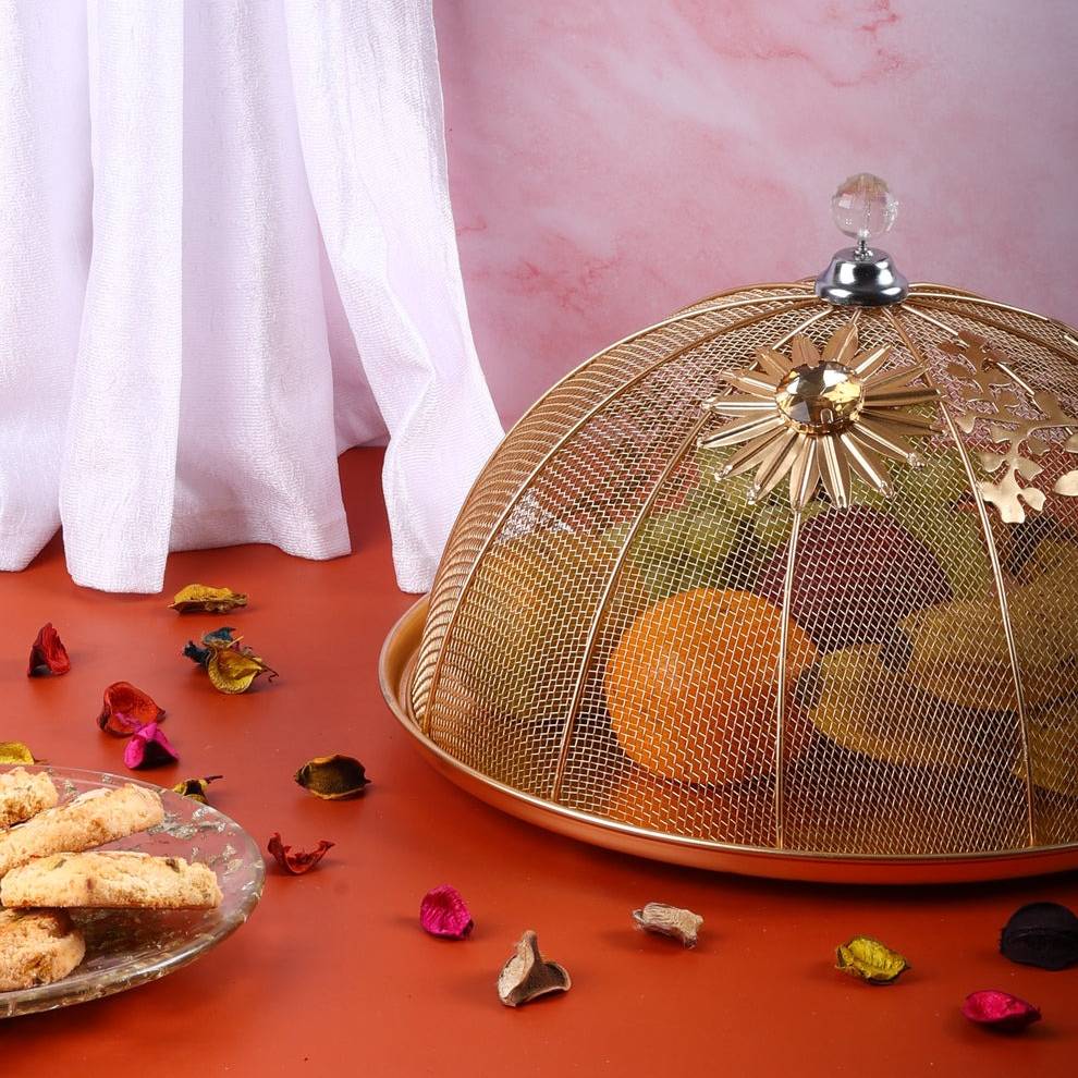 Golden Iron Fruit and Cake Net