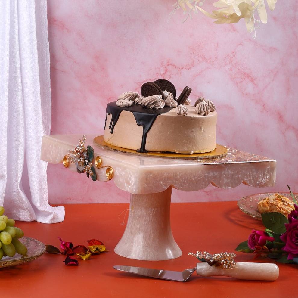 Square Resin Cake Stand with Spatula