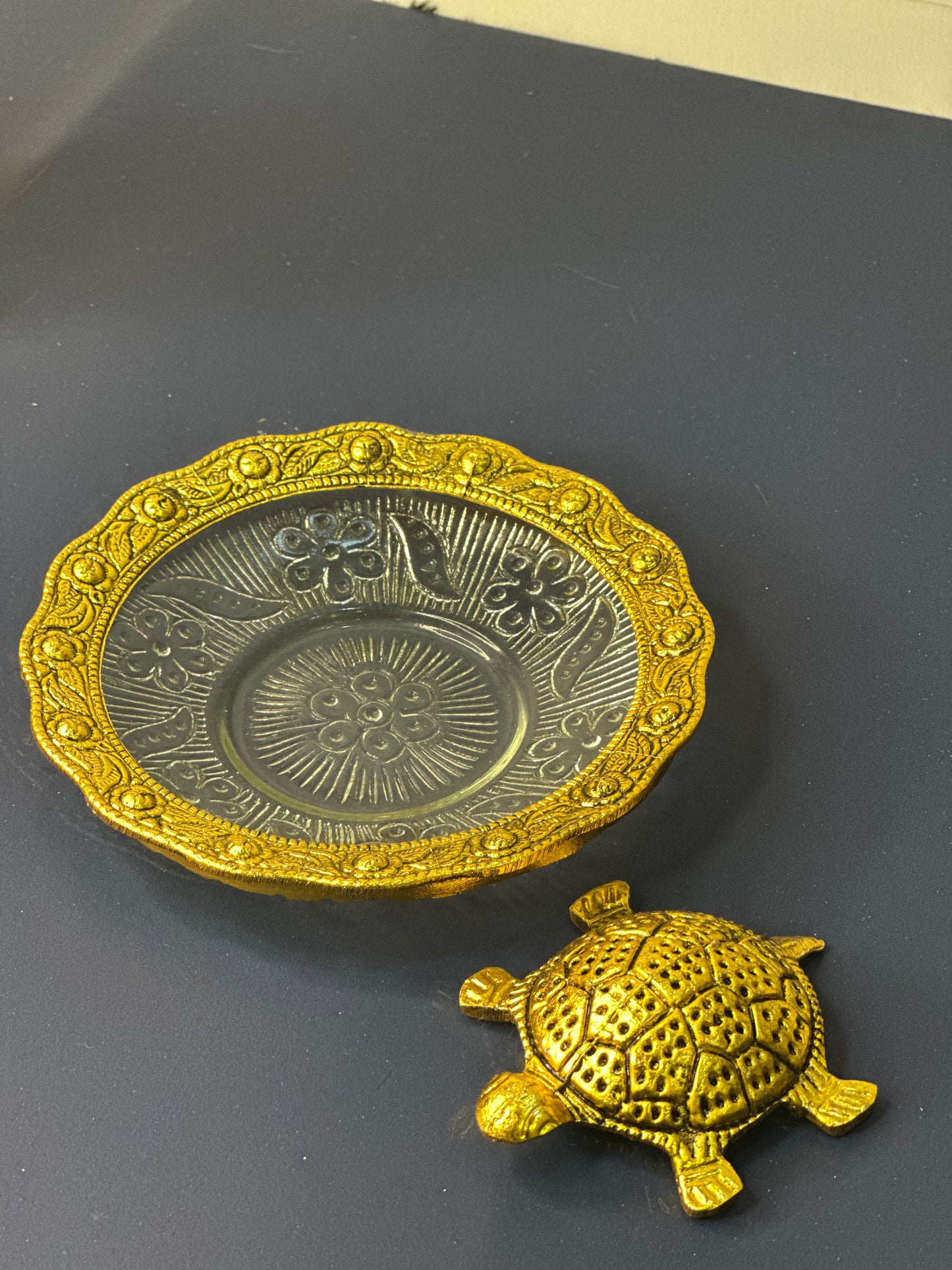 Electroplates Turtle with Glass Bowl