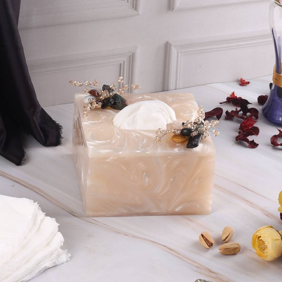 Square tissue box extra image