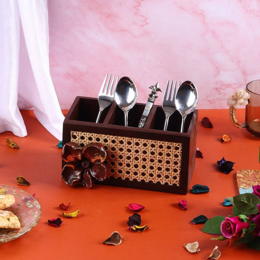 Wicker Floral Utensil Holder