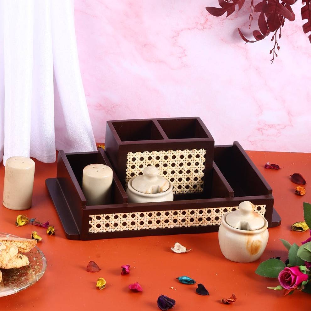 Cane Dinning Organiser
