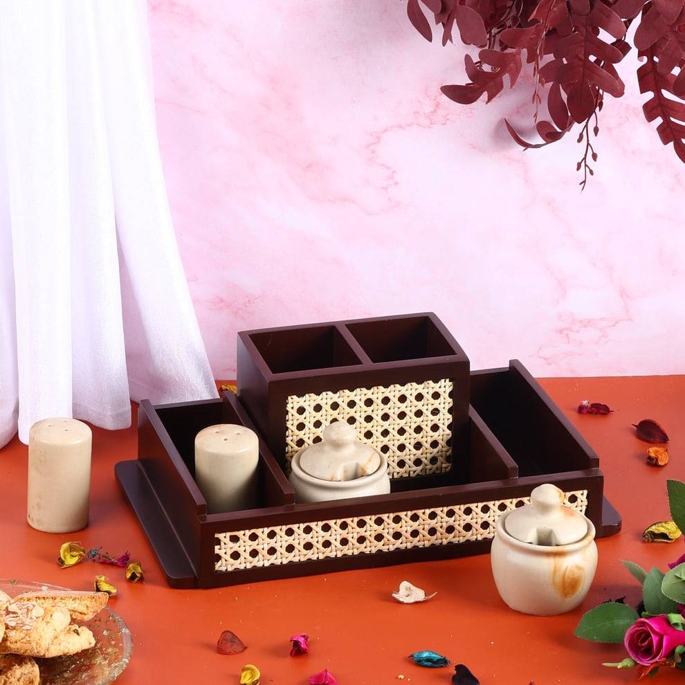 Cane Dinning Organiser