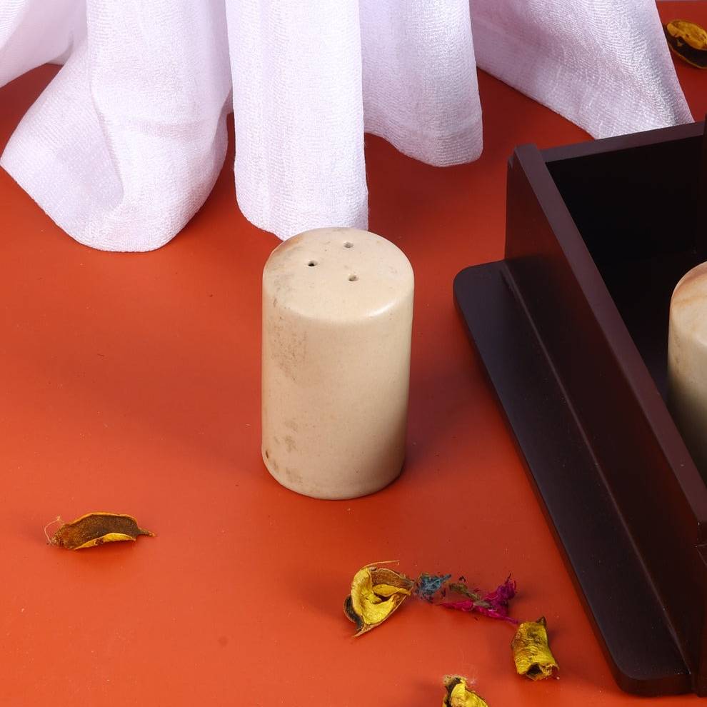 Cane Dinning Organiser